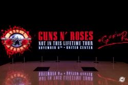 2017 Guns N Roses Chicago Concert • Photos