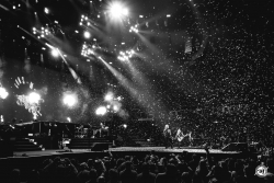 2017 Guns N Roses Chicago Concert • Photos