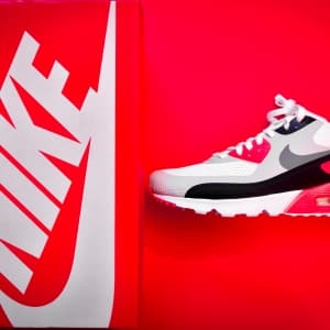 Nike Air Max 90 Ultra Essential • Infrared