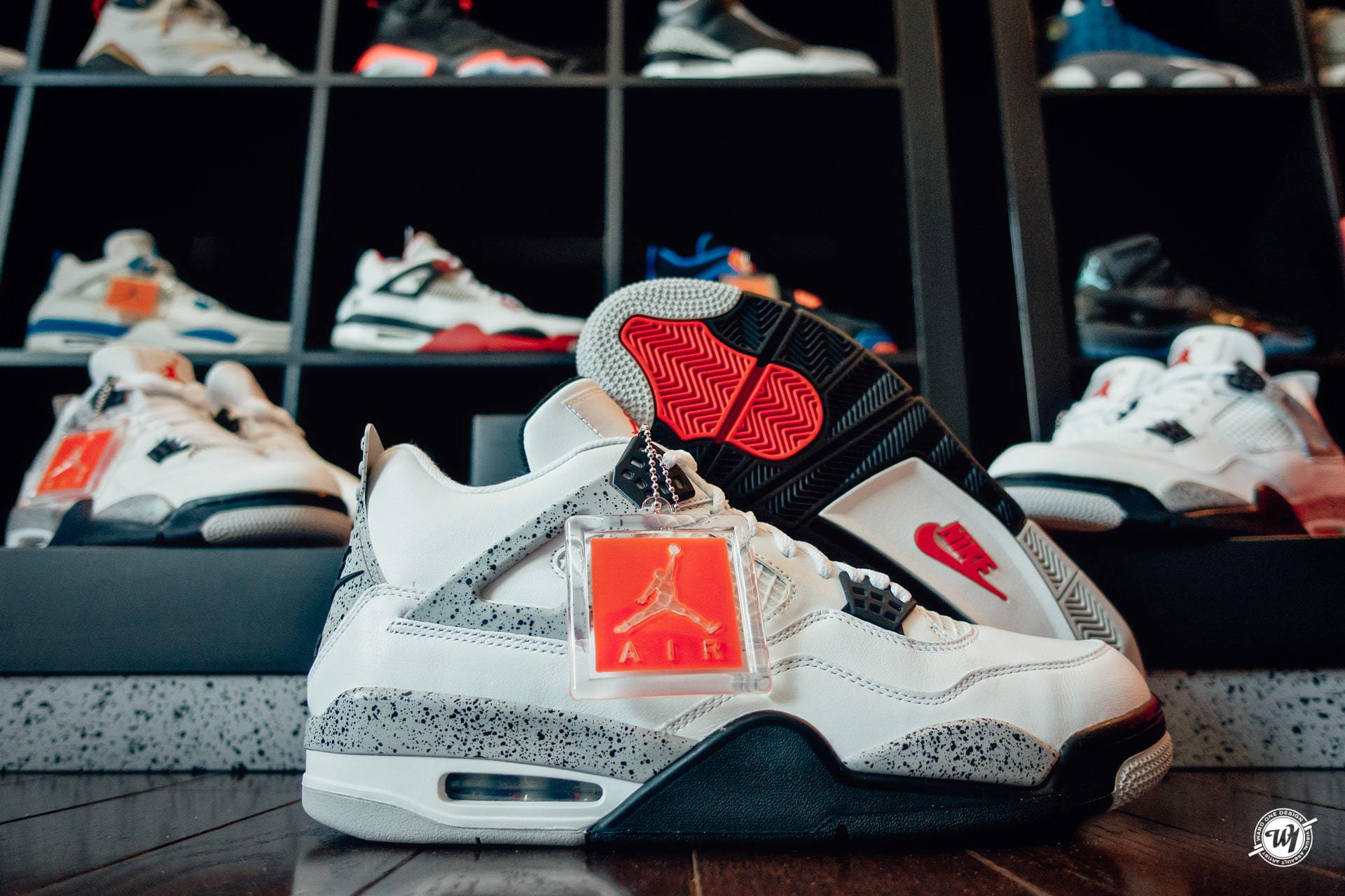 2016 Air Jordan 4 Retro • Cement