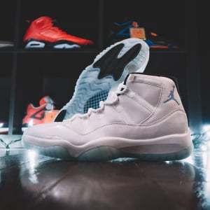 Air Jordan 11 Retro • Legend Blue