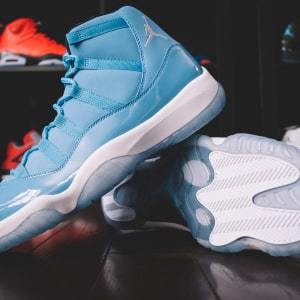 Air Jordan 11 Ultimate Gift of Flight
