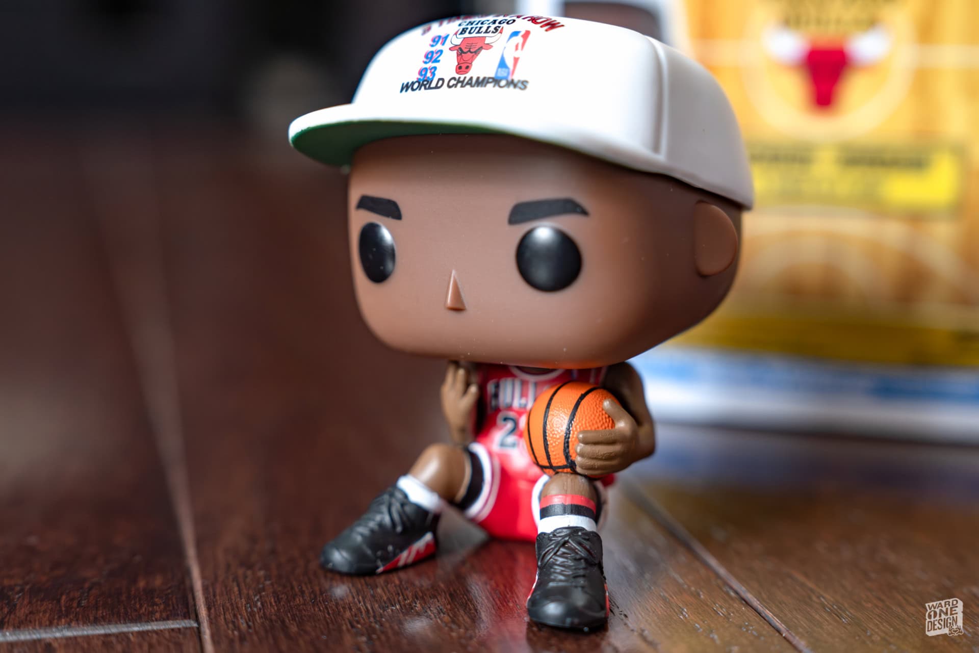 Funko POP Michael Jordan basketball figurine, celebrating his 1992 Olympic gold medal and iconic Chicago Bulls jersey. Perfect for sports fans and collectors.