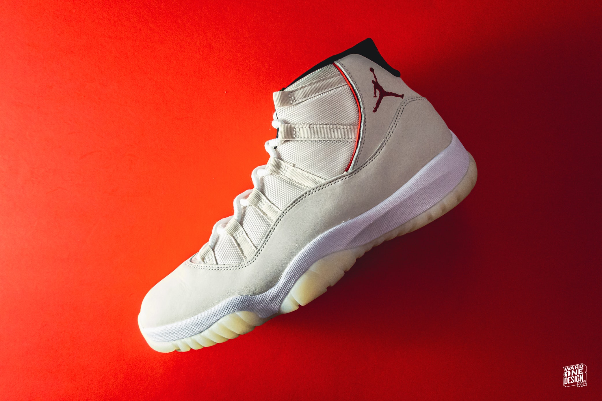 Air Jordan 11 Retro Platinum Tint