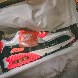Stashed: Air Max Infrared 2015 vs 2010