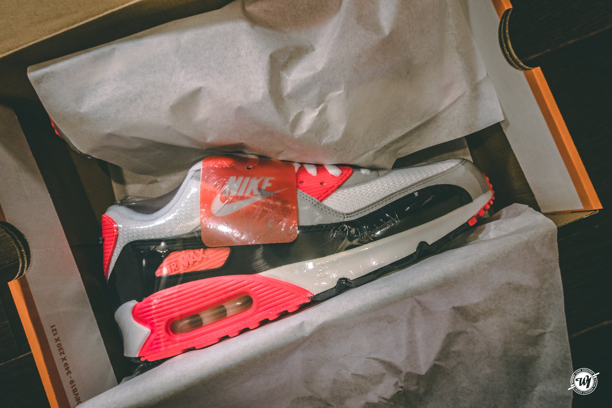 Stashed: Air Max Infrared 2015 vs 2010