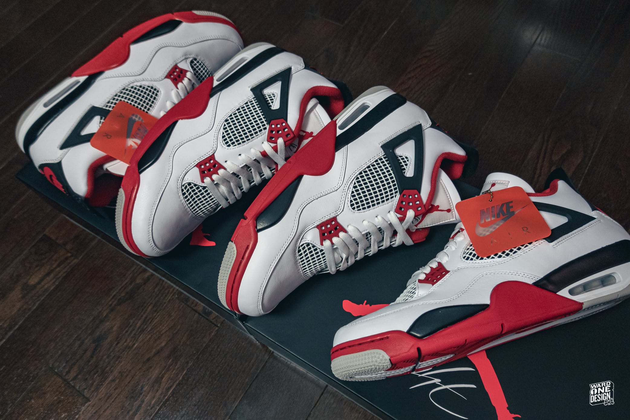 Air Jordan 4 Fire Red