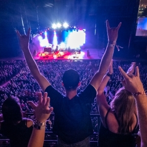 Sammy Hagar • Vince Neil Tour
