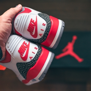 Air Jordan 3 • Fire Red