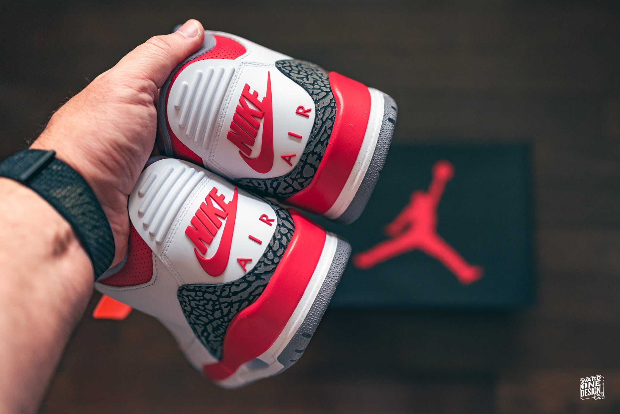 Air Jordan 3 • Fire Red