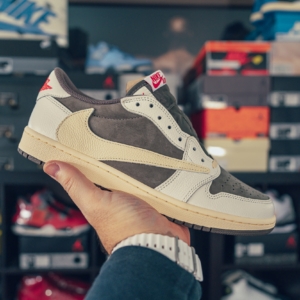 Air Jordan 1 Retro Low OG SP