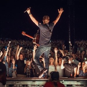 Dierks Bentley • What the Hell Tour 2017