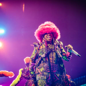 Missy Elliott – Out of this World Tour
