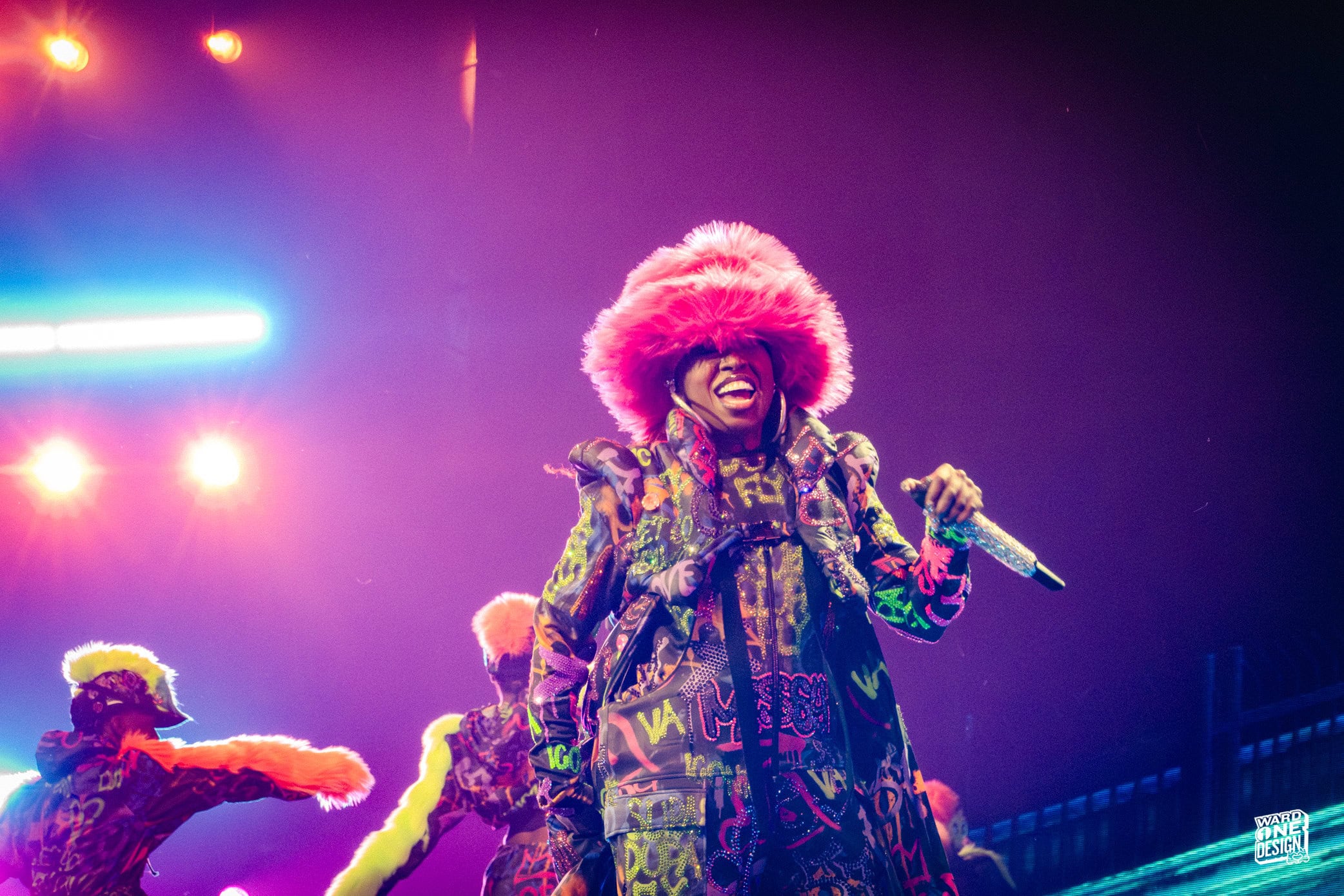 Missy Elliott – Out of this World Tour